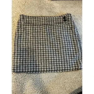 The Limited Women's Size 2 Black‎ Houndstooth Pencil Skirt Short
